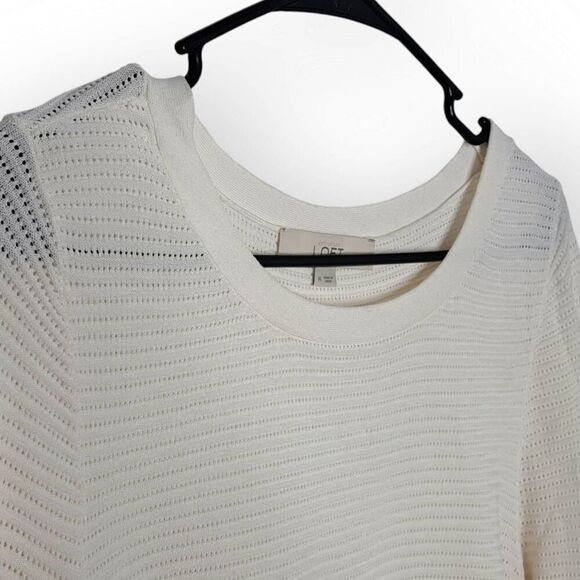 Ann Taylor LOFT Women's Cream Long Sleeve Sweater w/Side Buttons size Medium - Picture 3 of 7